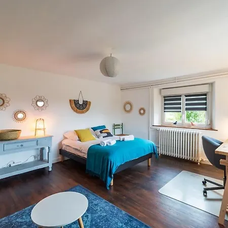 Grande Maison Conviviale - Pour 10 Personnes 펜션 Pabu
