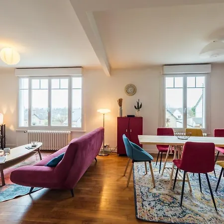 Grande Maison Conviviale - Pour 10 Personnes